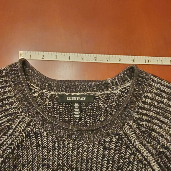 Ellen Tracy Black and White Sweater - Picture 6 of 8